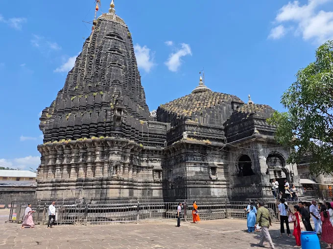 Trimbakeshwar Jyotirlinga Temple Nashik Maharashtra darshan view